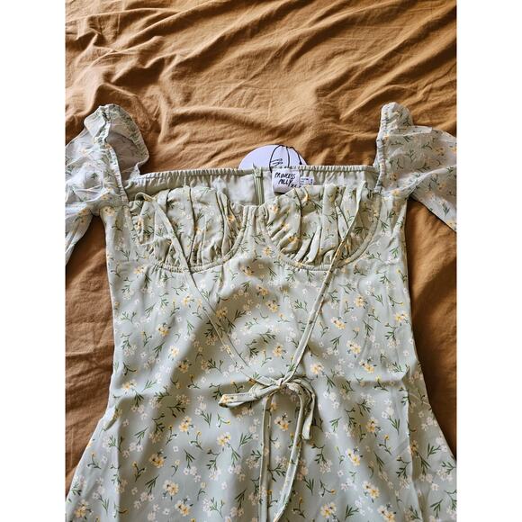 NWT Princess Prolly Dyer Sheer Sleeve Mini Dress Green Floral size 2 - Picture 4 of 6